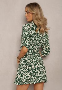 Renee - Beżowo-Zielona Wiskozowa Sukienka Koszulowa Ozdobiona Ornamentalnym Wzorem Lirenna. Kolor: beżowy. Materiał: wiskoza. Wzór: aplikacja. Typ sukienki: koszulowe #2