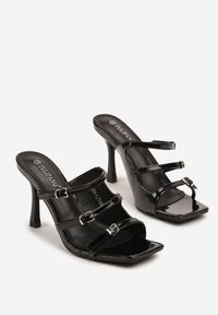 Born2be - Czarne Klapki na Szpilce z Kwadratowym Noskiem i Ozdobnymi Paskami Bannolia. Okazja: na co dzień. Kolor: czarny. Materiał: jeans. Wzór: paski. Obcas: na szpilce. Styl: casual, elegancki, wizytowy #6