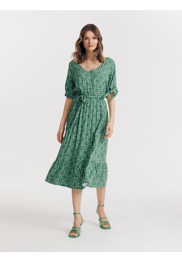 Reserved - Wzorzysta sukienka z wiskozy - zielony. Kolor: zielony. Materiał: wiskoza