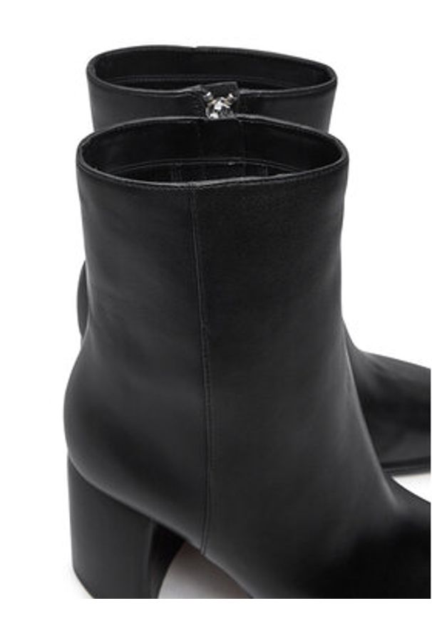 MICHAEL Michael Kors Botki Maude 40F4MDME5L Czarny. Kolor: czarny. Materiał: skóra