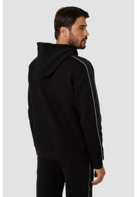 Guess - GUESS Czarna męska bluza z lampasami Mickey, Rozmiar L. Okazja: na co dzień. Kolor: czarny. Materiał: poliester, bawełna, materiał. Styl: casual, elegancki, sportowy #5