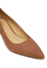 MICHAEL Michael Kors Czółenka Alina Flex Kitten 40S6HNMP1S Brązowy. Kolor: brązowy. Materiał: skóra, zamsz #5
