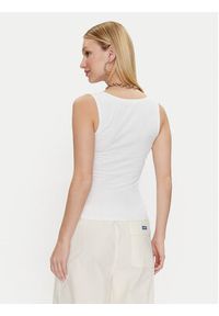 Gina Tricot Top Basic 22931 Biały Slim Fit. Kolor: biały. Materiał: bawełna #8