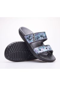 Crocs - Klapki damskie CROCS Classic Tie Dye Graphic 207283-988 czarne wielokolorowe. Okazja: na plażę. Kolor: czarny, wielokolorowy #7