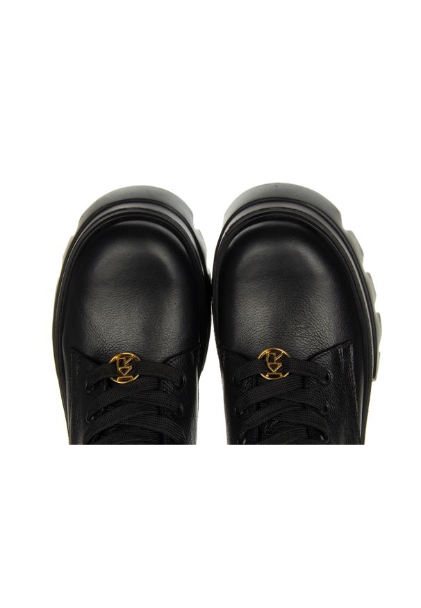 Trzewiki Bayla-159 4403 126-F Czarny Lico 159169, Skóra naturalna. Zapięcie: zamek. Kolor: czarny. Materiał: skóra. Szerokość cholewki: normalna. Sezon: jesień, zima. Obcas: na obcasie. Wysokość obcasa: średni