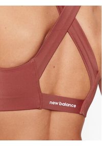 New Balance Biustonosz sportowy NB Fuel Bra WB11044 Czerwony Regular Fit. Kolor: czerwony. Materiał: syntetyk #4