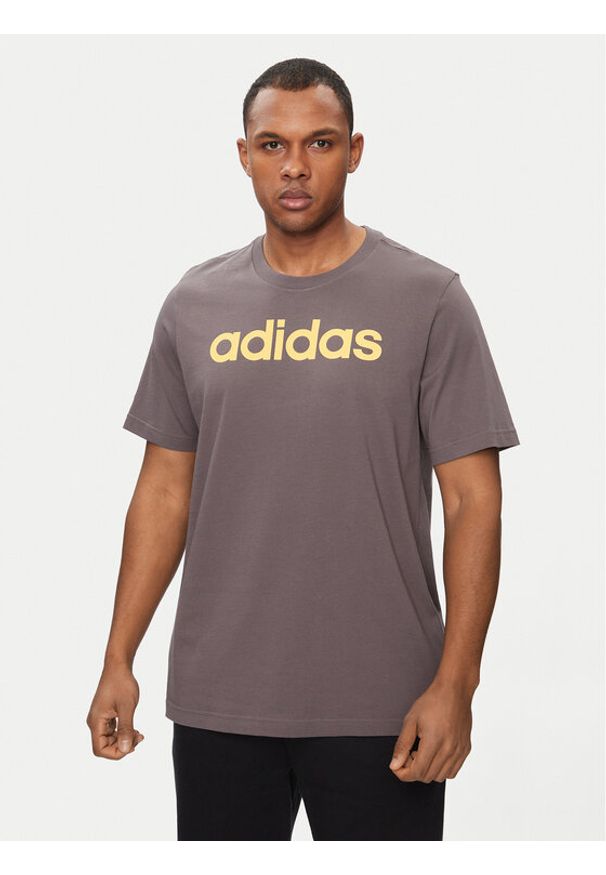 Adidas - adidas T-Shirt Essentials IS1343 Brązowy Regular Fit. Kolor: brązowy. Materiał: bawełna