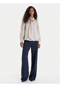 Vero Moda Bluzka Nini 10336252 Beżowy Standard Fit. Kolor: beżowy. Materiał: syntetyk #2