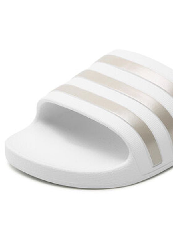 Adidas - adidas Klapki Adilette Aqua EF1730 Biały. Kolor: biały