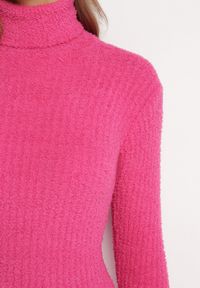 Born2be - Fuksjowa Prążkowana Sukienka z Golfem Dzianina z Wełną Sedia. Typ kołnierza: golf. Kolor: różowy. Materiał: dzianina, wełna, prążkowany. Długość rękawa: długi rękaw. Długość: mini #3