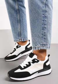 Renee - Czarno-Białe Sznurowane Sneakersy z Materiałowymi Wstawkami Aneril. Kolor: czarny. Materiał: materiał #1