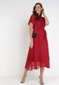 Born2be - Bordowa Sukienka Acsophia. Kolor: czerwony. Materiał: tkanina, materiał. Długość rękawa: krótki rękaw. Styl: wizytowy, elegancki. Długość: midi #6