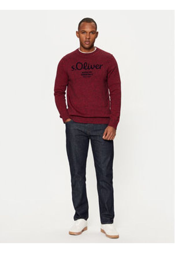 s.Oliver Sweter 2152697 Czerwony Regular Fit. Kolor: czerwony. Materiał: bawełna