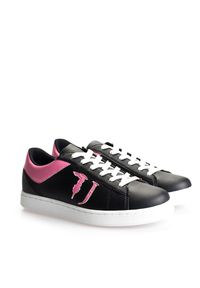 Trussardi Jeans Sneakersy | 79A00387 | Kobieta | Czarny, Różowy. Nosek buta: okrągły. Kolor: czarny, różowy, wielokolorowy. Materiał: skóra ekologiczna. Wzór: aplikacja