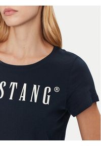 Mustang T-Shirt Alma 1013933 Granatowy Regular Fit. Kolor: niebieski. Materiał: bawełna