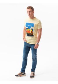 Ombre Clothing - T-shirt męski z nadrukiem - żółty V-8B S1434 - XXL. Kolor: żółty. Materiał: bawełna. Wzór: nadruk. Styl: klasyczny #3