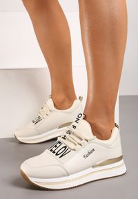 Renee - Beżowe Wsuwane Sznurowane Sneakersy na Platformie Aplemia. Nosek buta: okrągły. Zapięcie: bez zapięcia. Kolor: beżowy. Materiał: materiał. Obcas: na platformie. Wysokość obcasa: niski #1