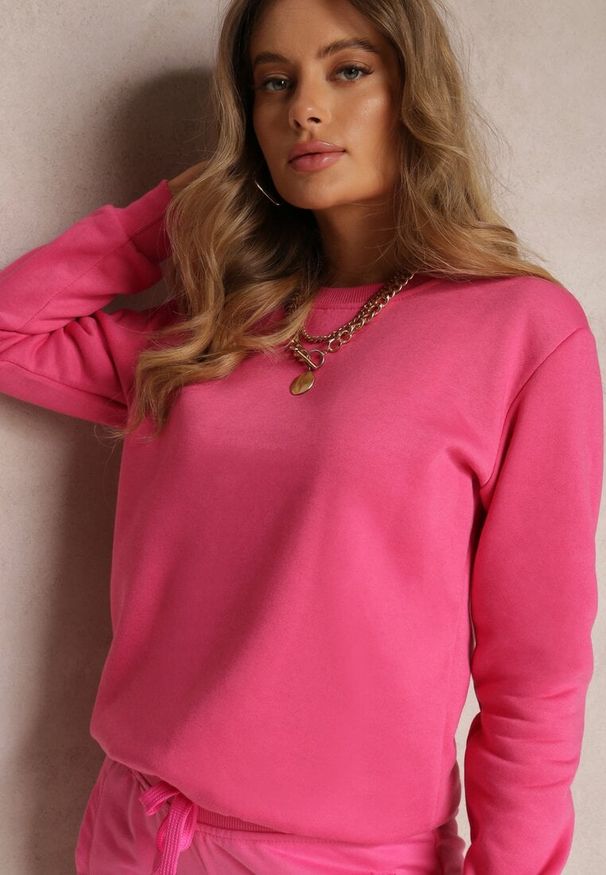 Renee - Fuksjowa Bluza Hullu. Okazja: na co dzień. Kolor: różowy. Materiał: polar, dzianina, materiał. Długość rękawa: długi rękaw. Długość: długie. Wzór: gładki. Sezon: jesień, zima. Styl: klasyczny, casual