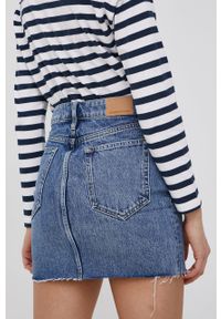 Superdry Spódnica jeansowa mini prosta. Okazja: na co dzień. Kolor: niebieski. Materiał: jeans. Styl: casual #2