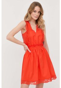 TwinSet - Twinset sukienka kolor pomarańczowy mini rozkloszowana. Kolor: pomarańczowy. Materiał: koronka, tkanina. Długość: mini