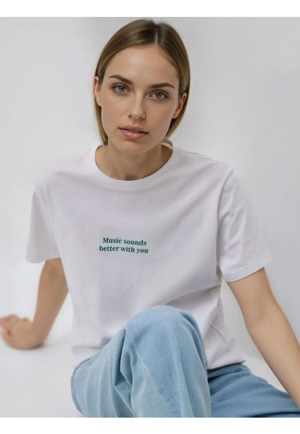 Reserved - T-shirt z napisem - biały. Kolor: biały. Materiał: bawełna. Wzór: napisy