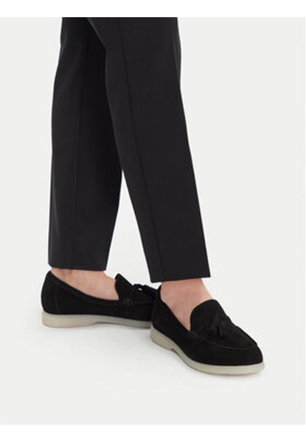 Clarks Mokasyny Narini Edge 26181450 Czarny. Kolor: czarny. Materiał: zamsz, skóra