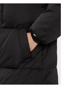 Tommy Jeans Kurtka zimowa Satin DW0DW16587 Czarny Regular Fit. Kolor: czarny. Materiał: syntetyk. Sezon: zima #5
