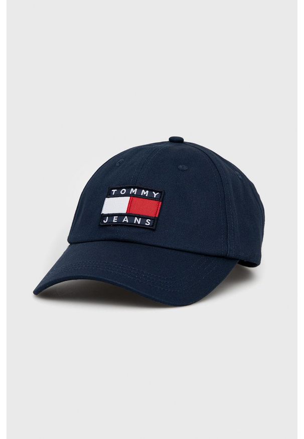 Tommy Jeans czapka bawełniana kolor granatowy z aplikacją. Kolor: niebieski. Materiał: bawełna. Wzór: aplikacja