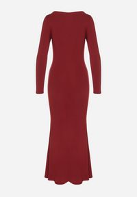 Born2be - Bordowa Koktajlowa Sukienka z Wiskozą i Metaliczną Ozdobą Refare. Okazja: na imprezę. Kolor: czerwony. Materiał: wiskoza. Wzór: aplikacja. Styl: wizytowy #2