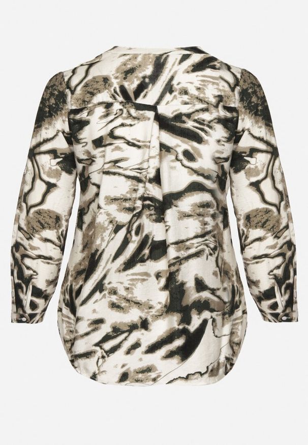 Born2be - Zielona Koszula w Abstrakcyjny Print z Wiskozą i Guzikami Nevilea. Okazja: na co dzień. Kolekcja: plus size. Kolor: zielony. Materiał: wiskoza. Wzór: nadruk. Styl: casual
