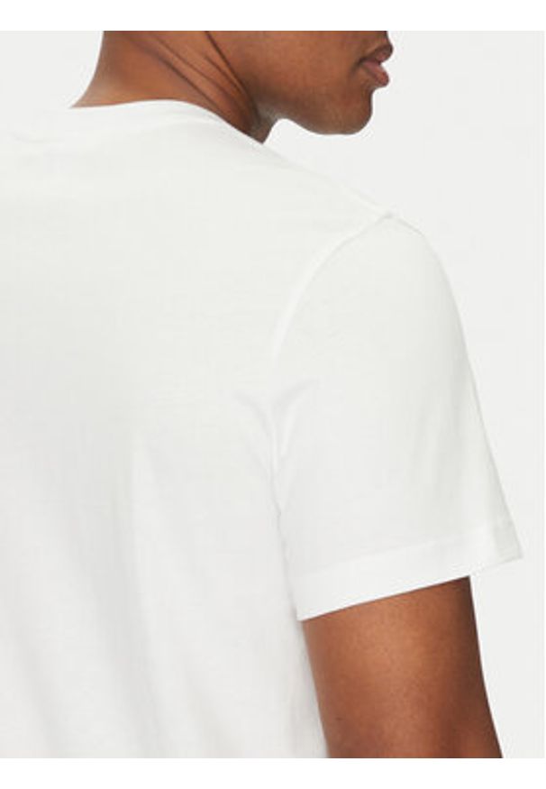 Lacoste T-Shirt TH9842 Biały Regular Fit. Kolor: biały. Materiał: bawełna