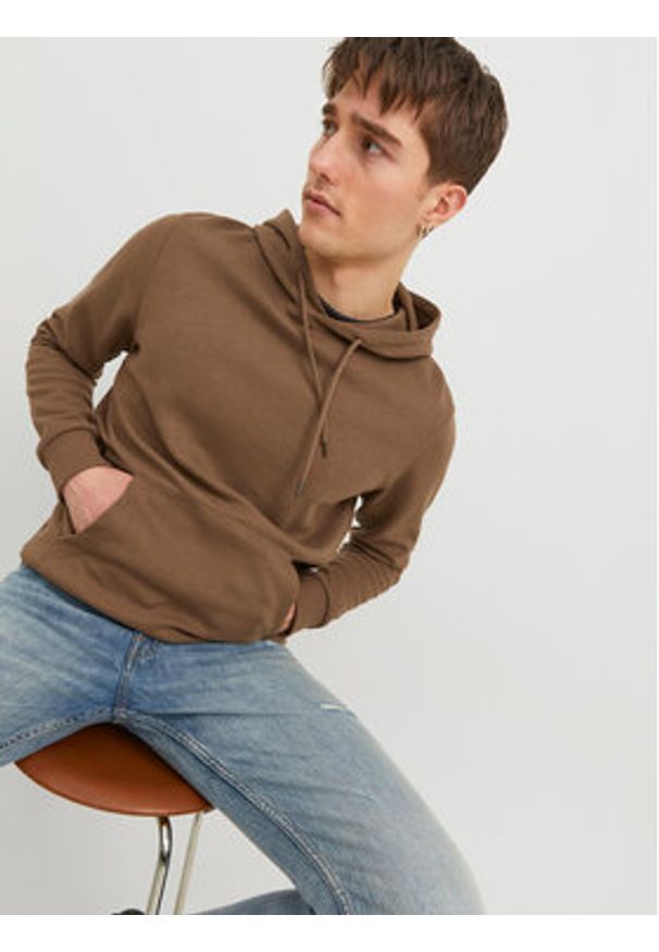 Jack & Jones - Jack&Jones Bluza 12182537 Brązowy Standard Fit. Kolor: brązowy. Materiał: bawełna, syntetyk