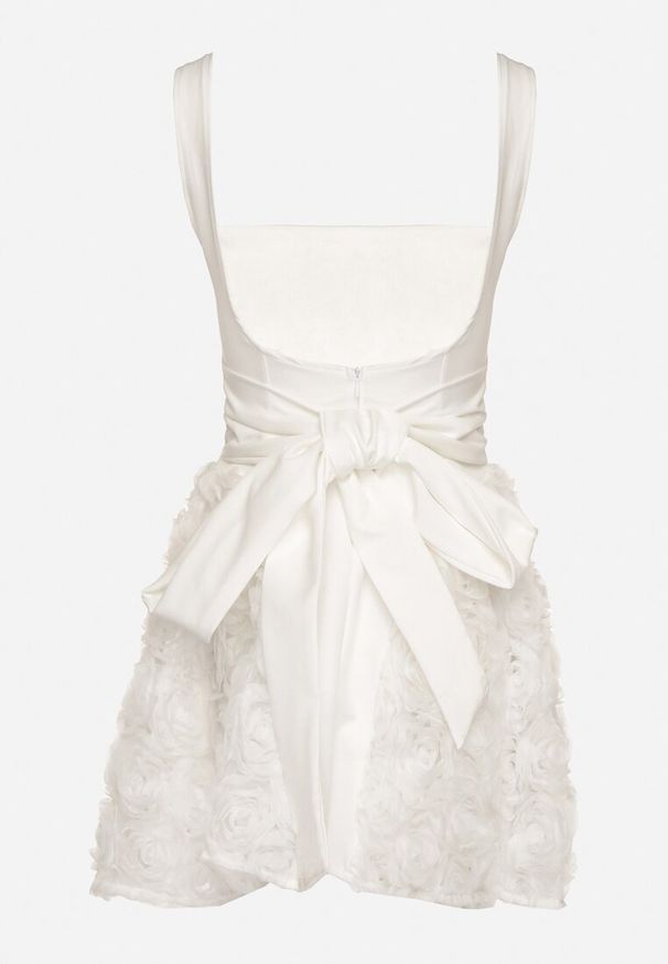 Born2be - Biała Sukienka Rozkloszowana z Wiązaniem i Koronką z Różami Pandiva. Okazja: na co dzień. Typ kołnierza: dekolt kwadratowy. Kolor: biały. Wzór: koronka. Typ sukienki: rozkloszowane. Materiał: koronka. Długość rękawa: na ramiączkach. Sezon: lato. Styl: casual