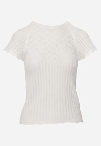 Renee - Biała Dopasowana Bluzka Ażurowa z Krótkimi Rękawami Yamani. Kolor: biały. Materiał: dzianina. Długość rękawa: krótki rękaw. Długość: krótkie. Wzór: ażurowy #5