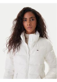 Tommy Jeans Kurtka puchowa DW0DW21618 Biały Slim Fit. Kolor: biały. Materiał: syntetyk #6