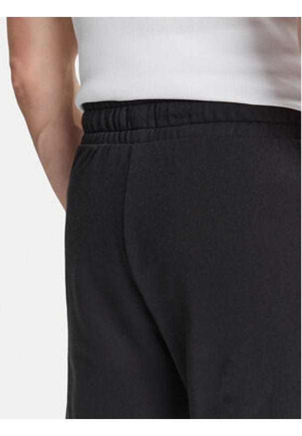 Hugo - HUGO Spodnie dresowe Liam 50540918 Czarny Regular Fit. Kolor: czarny. Materiał: bawełna