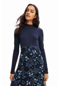 Desigual sukienka kolor granatowy midi rozkloszowana. Kolor: niebieski. Materiał: materiał, wiskoza. Długość rękawa: długi rękaw. Typ sukienki: rozkloszowane. Długość: midi #5