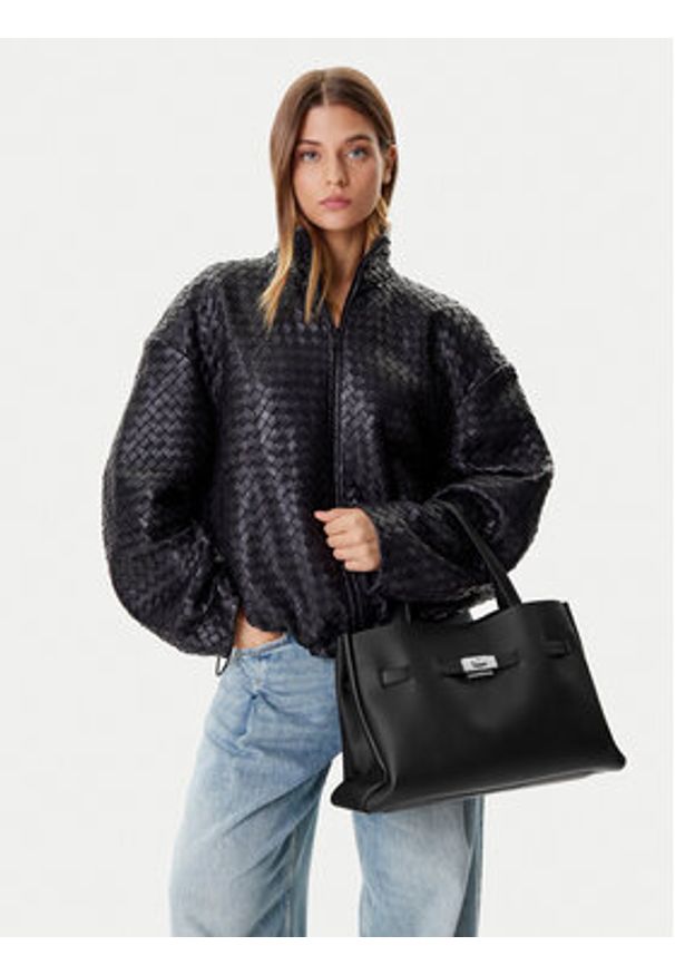 DKNY Torebka R52DAK43 Czarny. Kolor: czarny. Materiał: skórzane