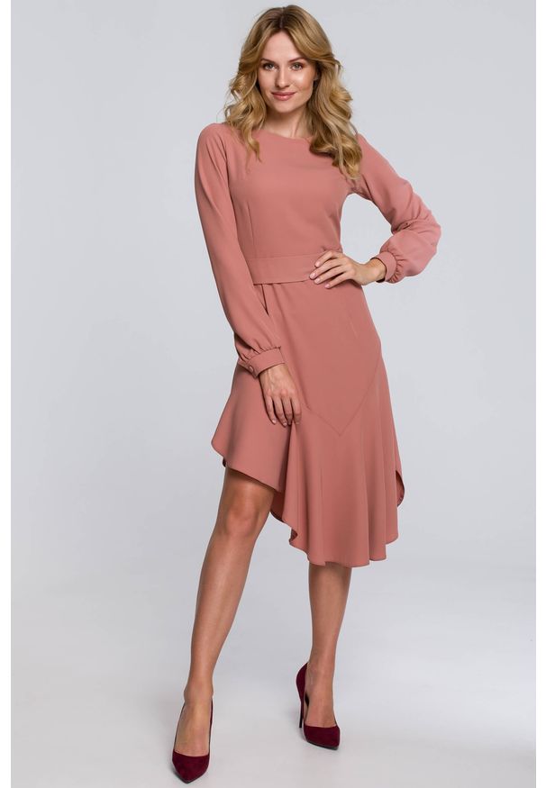 Sukienki.shop - Asymetryczna sukienka z falbaną w stylu flamenco. Typ sukienki: asymetryczne