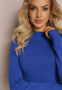 Renee - Niebieski Golf z Długim Rękawem Eruwen. Typ kołnierza: golf. Kolor: niebieski. Materiał: tkanina, dzianina. Długość rękawa: długi rękaw. Długość: długie. Sezon: zima, jesień #2