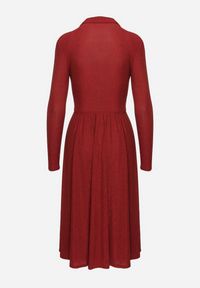 Born2be - Bordowa Koktajlowa Sukienka z Metaliczną Nicią Mianella. Kolor: czerwony. Długość rękawa: długi rękaw. Wzór: aplikacja. Styl: wizytowy #5