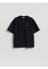 Reserved - T-shirt boxy z nadrukiem - czarny. Kolor: czarny. Materiał: dzianina, bawełna. Wzór: nadruk #1