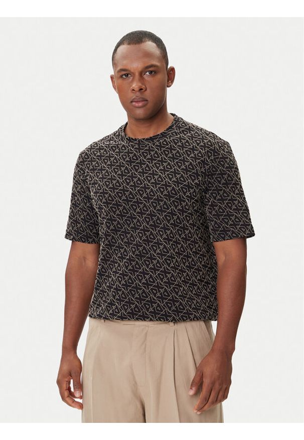 Armani Exchange T-Shirt XM001897 AF10356 FC196 Czarny Regular Fit. Kolor: czarny. Materiał: bawełna