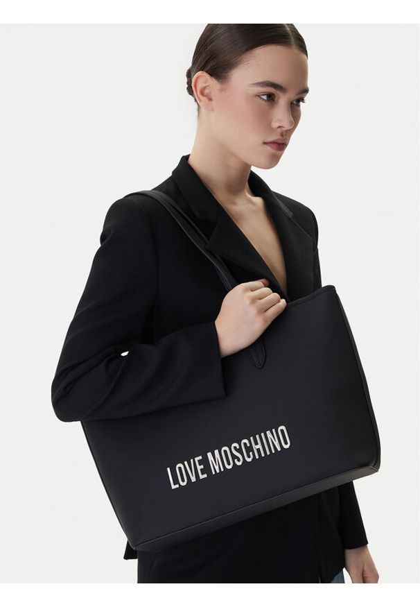 Love Moschino - LOVE MOSCHINO Torebka JC4190PP1OKD000B Czarny. Kolor: czarny. Materiał: skórzane