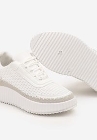 Born2be - Białe Sneakersy do Kostki na Platformie ze Sznurowaniami Fropia. Nosek buta: okrągły. Zapięcie: sznurówki. Kolor: biały. Materiał: materiał. Obcas: na platformie. Wysokość obcasa: niski #3