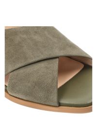 Sandały damskie S.Barski, cholewka ze skóry naturalnej zamszowej zapinane na sprzączkę, zielone, JC61-1001. Zapięcie: sprzączka. Kolor: zielony. Materiał: skóra, zamsz #7