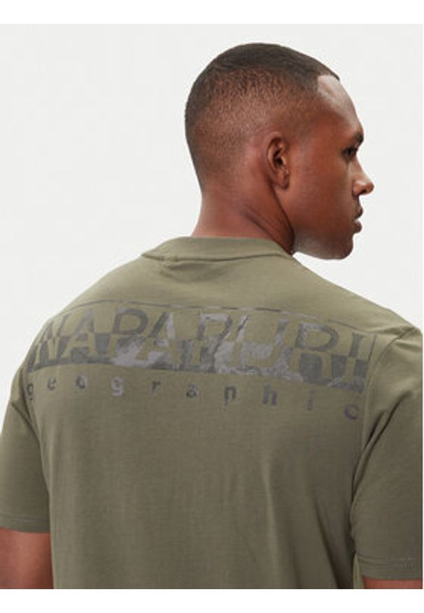 Napapijri T-Shirt S-Fanes NP0A88SE Zielony Regular Fit. Kolor: zielony. Materiał: bawełna