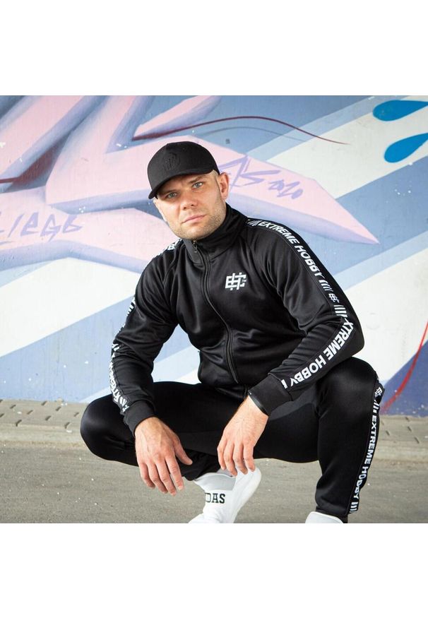 EXTREME HOBBY - Komplet dresowy męski Extreme Hobby Style sportowy. Kolor: biały, czarny, wielokolorowy. Materiał: dresówka, poliester