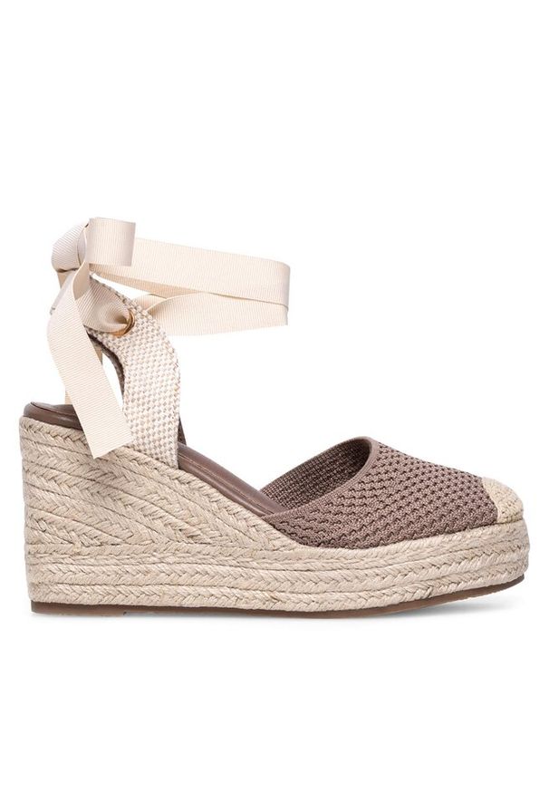 Espadryle DeeZee. Kolor: beżowy