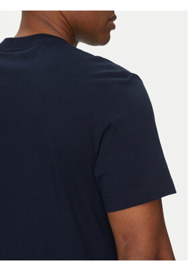 Lacoste T-Shirt TH2827 Granatowy Regular Fit. Kolor: niebieski. Materiał: bawełna
